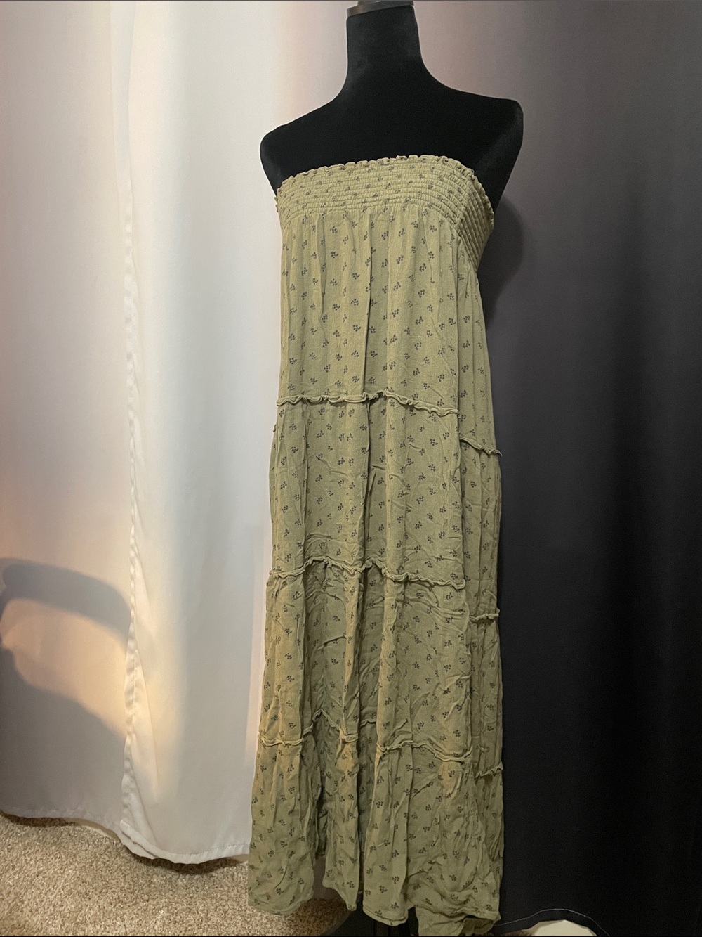 Mossimo Supply Co. Sage Green Floral Tiered Maxi Skirt